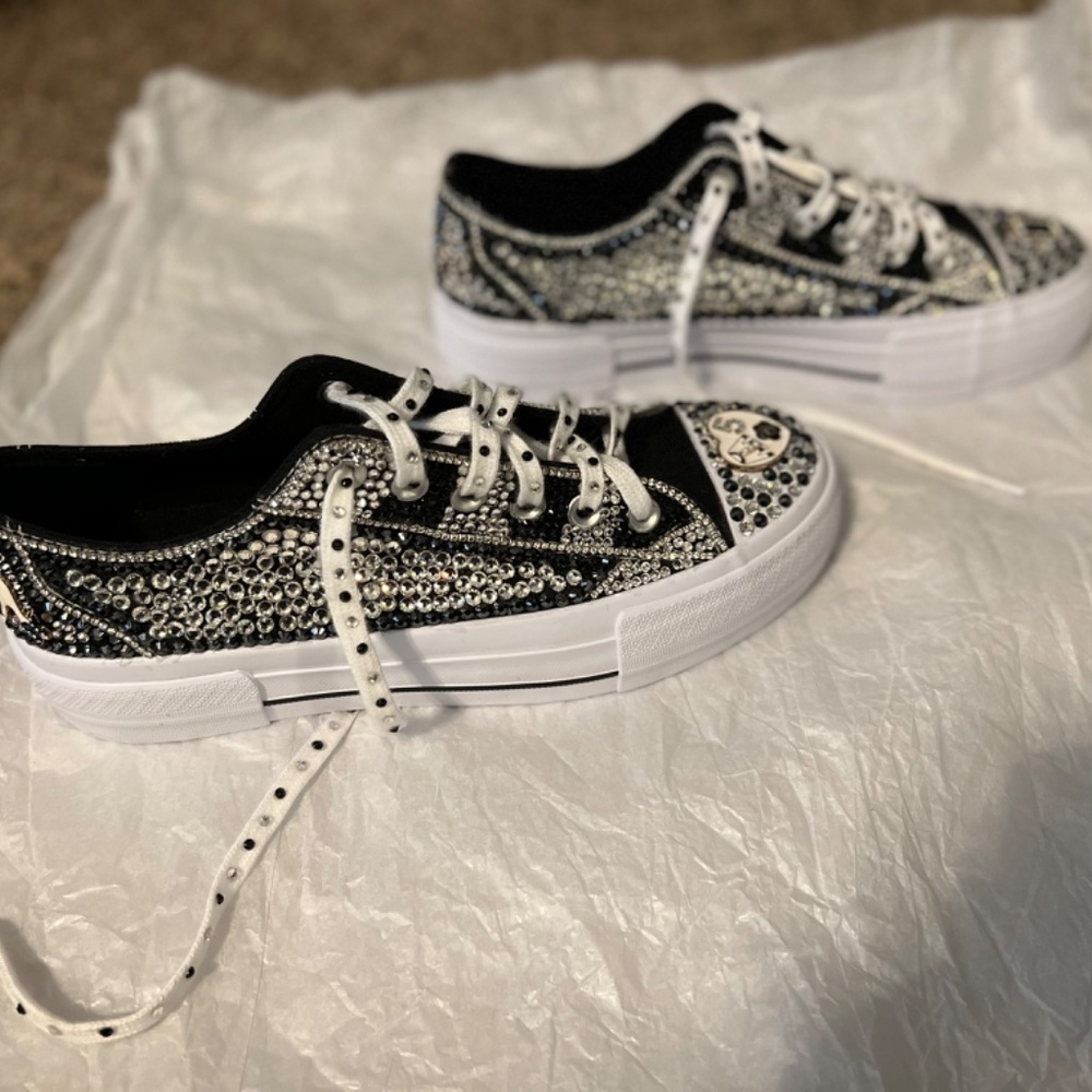 Black & White Rhinestone Shoes - Picture 2 of 7